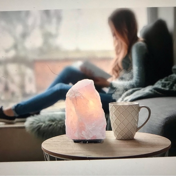 Other - Lamp Desert rose Quartz, switch to dim to bright like new